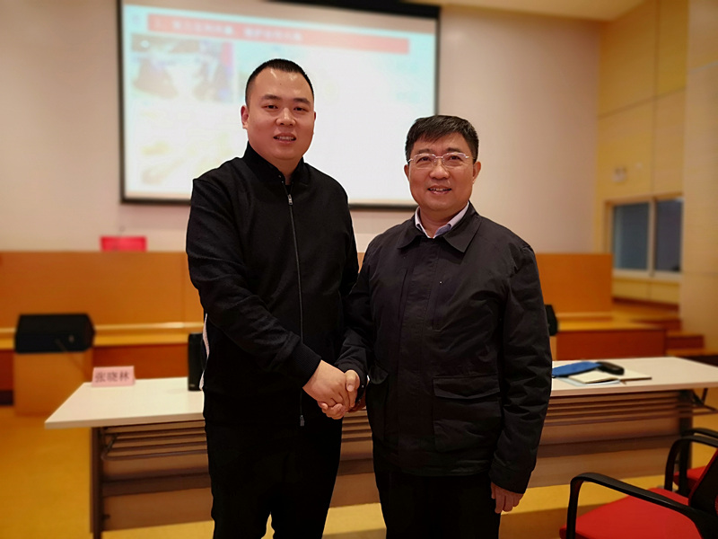 豫商赴滬，共研發(fā)展│許明月董事長參加民建河南省企業(yè)家會員班培訓